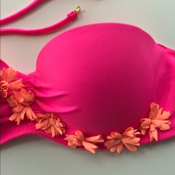 Victoria’s Secret bikini top - Picture 3 of 10